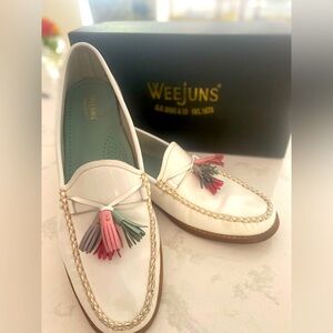 G.H. Bass & Co Weejuns Willow patent white, size 11